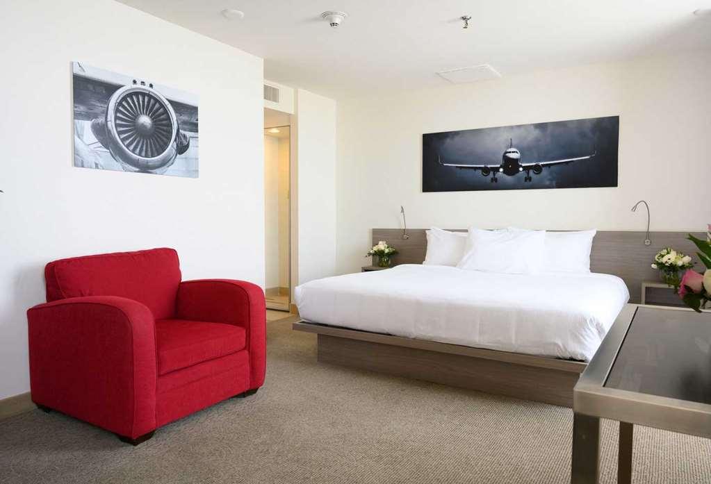 Dev Hotel And Conference Centre Cornwall Room photo